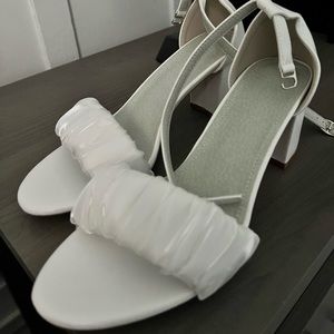 White sandals - NEW